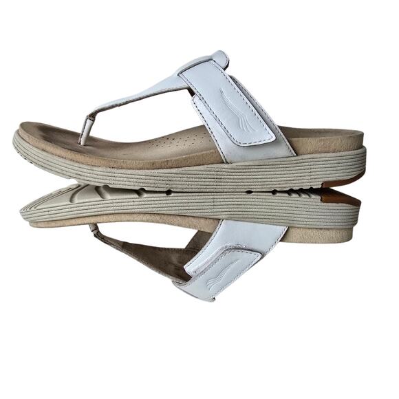 Dansko Cece Sandals Size EU41 US 10.5-11 White Leather Thong Sandal Flipflops - Picture 12 of 13